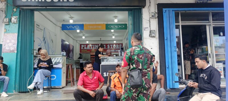 Babinsa Ende Tengah Aktif Sambangi Warga, Bawa Suasana Akrab dan Solutif